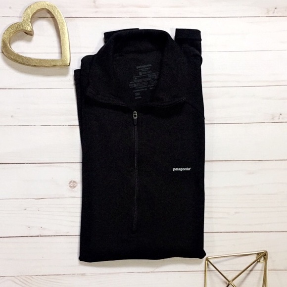 Black Patagonia pullover - Picture 2 of 11